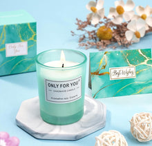 Load image into Gallery viewer, Crowned Gift Box